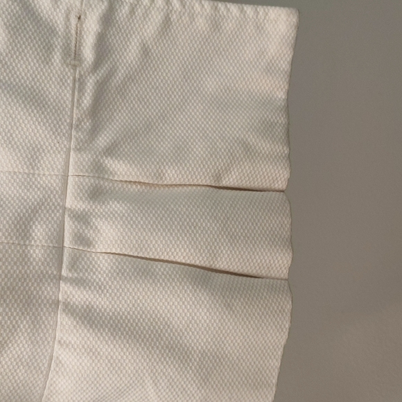 White 3/4 sleeve peplum Blazer - Picture 3 of 9